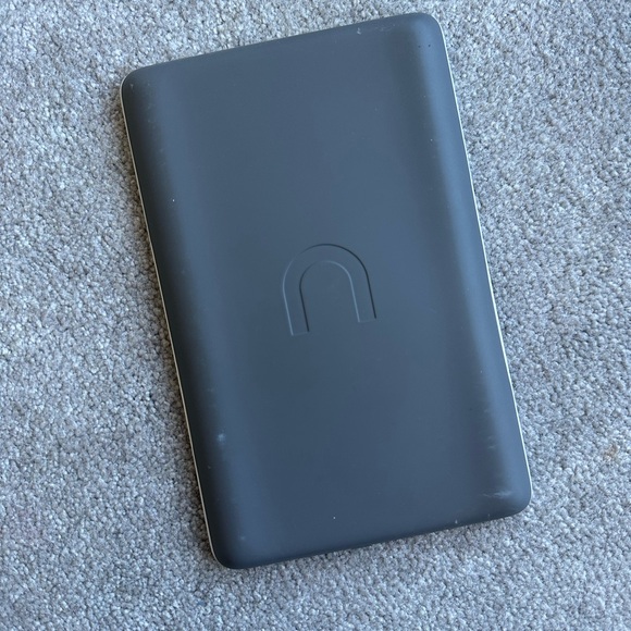 Nook by Barnes & Noble White Wireless Wi-Fi Simple Touch Screen eBook Re… - Picture 3 of 4